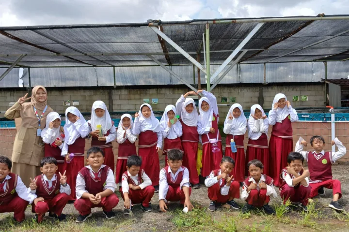 Foto Kelas 3 Ketika Berkunjung ke Farm Milik SDA Mulida